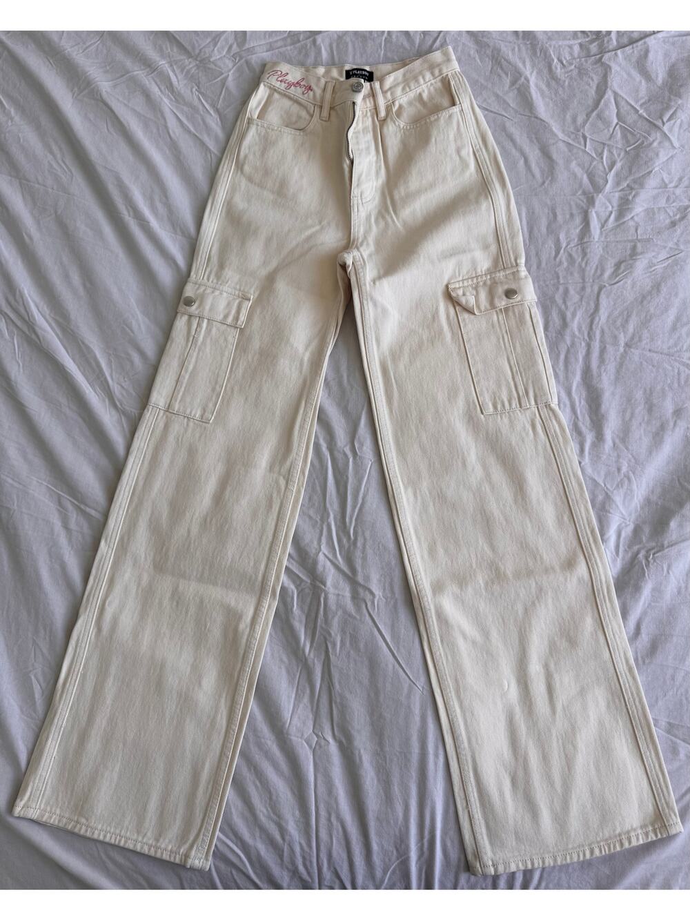 Playboy x PacSun Wide Leg Cargo Jeans 23 (XS/00)